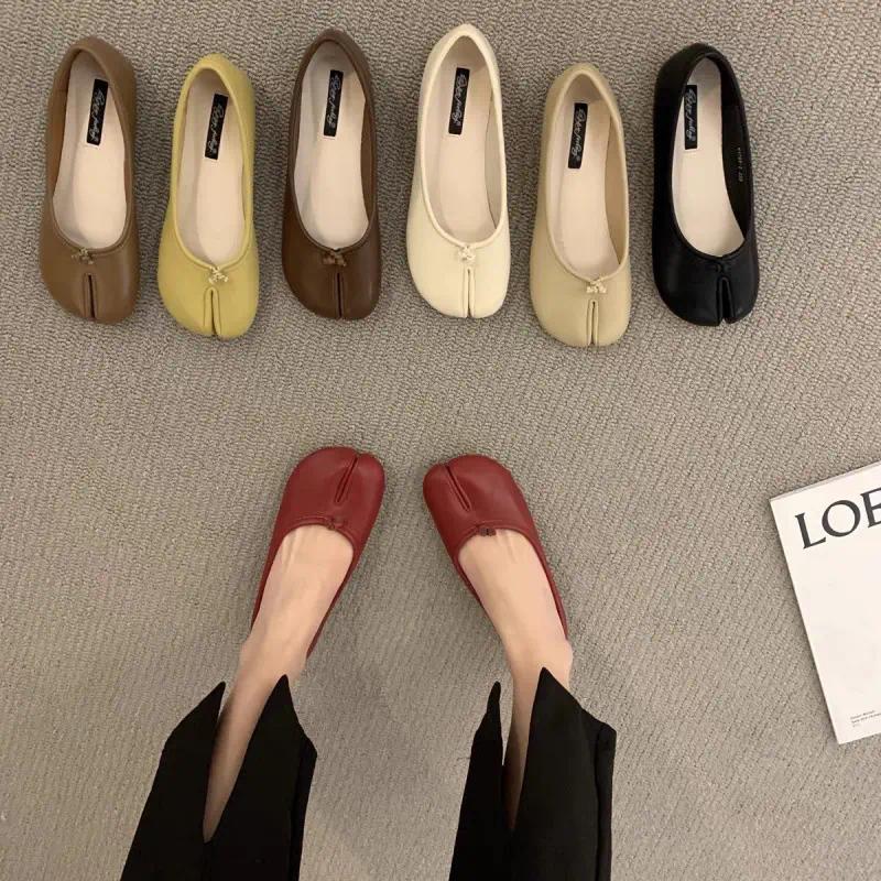 Comfortable Women’s Tabi Split Toe Ballet Flats Slip On Loafers Houndstooth and Solid Colors for Casual Daily Wear
